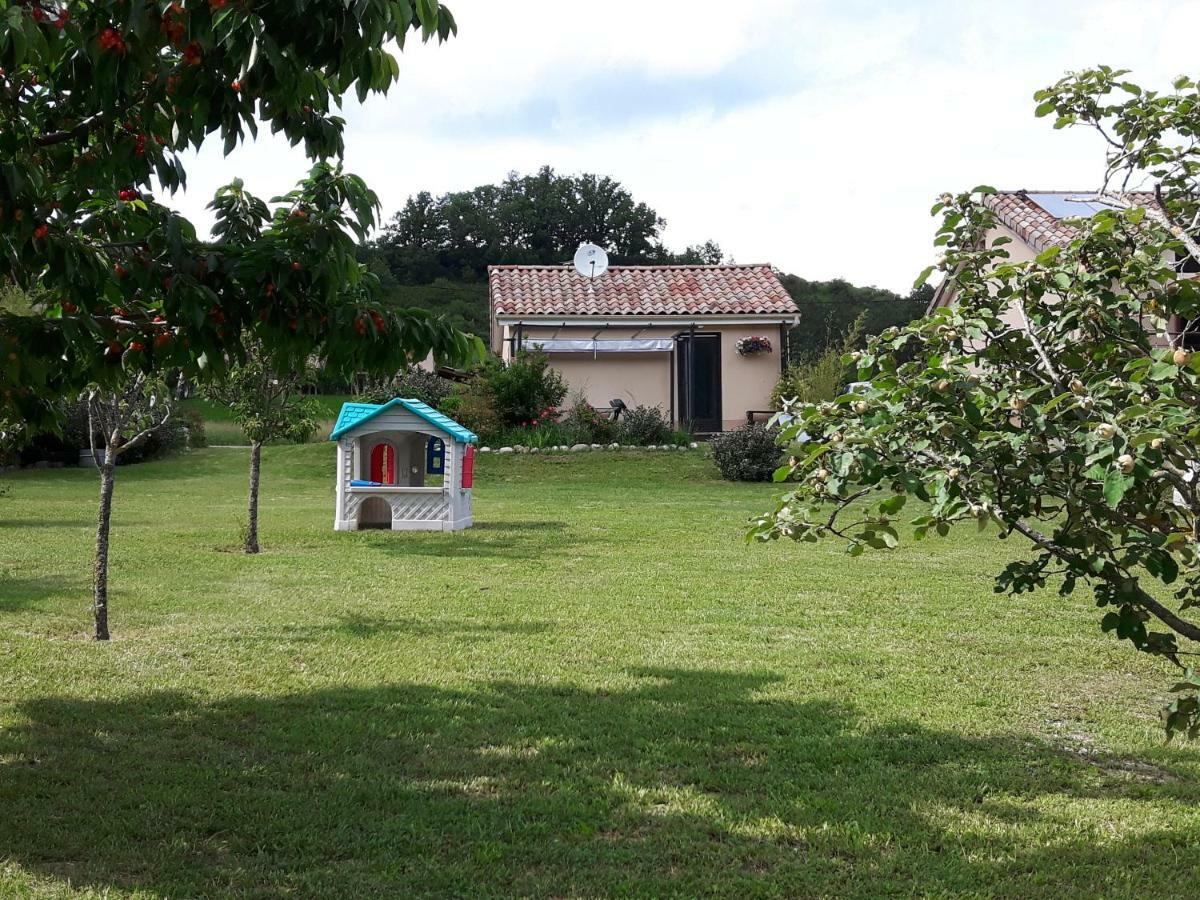 La Petite Maison 05 Trescléoux Kültér fotó